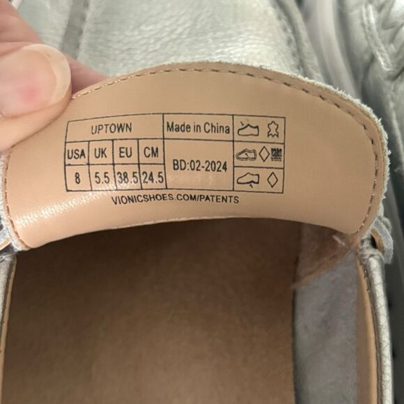 Vionic Journey Uptown Loafer Silver Women’s Size 8 Style #41882 - Picture 7 of 7